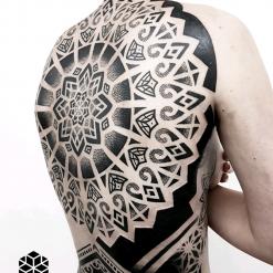 Tattoo Artist Ben Gicqueau