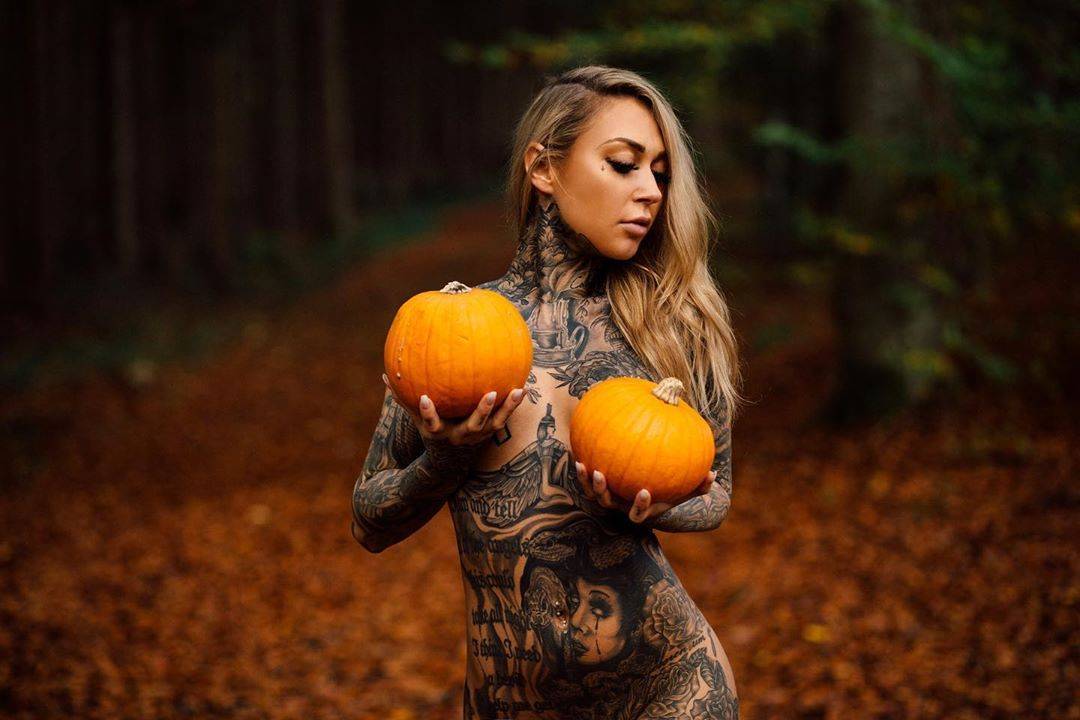 Incredible Sexy Photos Of Tattooed Model Daniela Bittner INKPPL