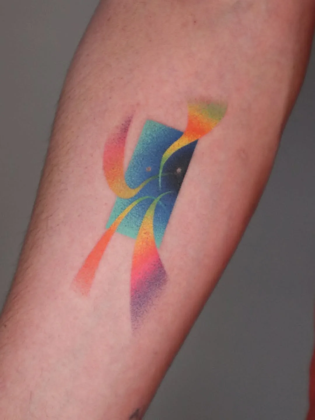 Blekanddots: How Color Theory and Composition Shape a Tattoo Artist - image 19