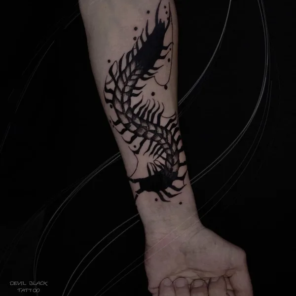 Graphic tattoo by Валентина Городецкая in Воронеж