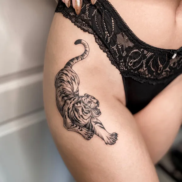 Fine Line tattoo by Лера Шибакова in Челябинск