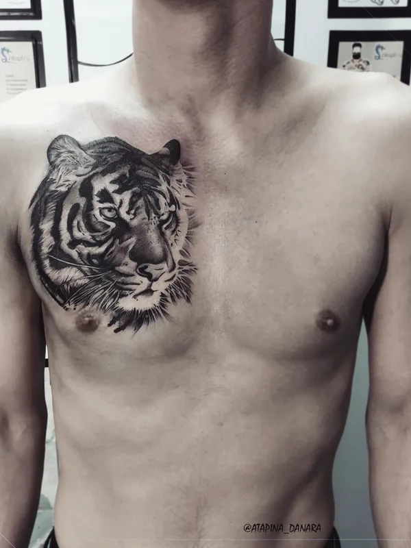 male black and grey realism 纹身 在 chest #52952 | 纹身师 Danara Atapina