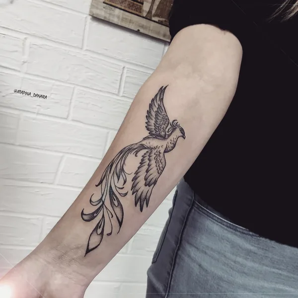 Fine Line tattoo by Danara Atapina in Челябинск