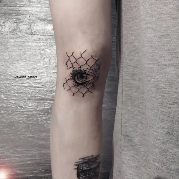 Fine Line tattoo by Danara Atapina in Челябинск