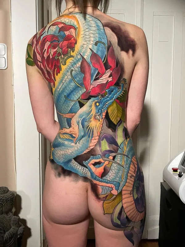 female color japanese tatuaje en full back #67595 | Tatuador Szabolcs Oravecz