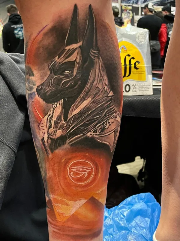 color realism tatuaje en calf #67598 | Tatuador Szabolcs Oravecz