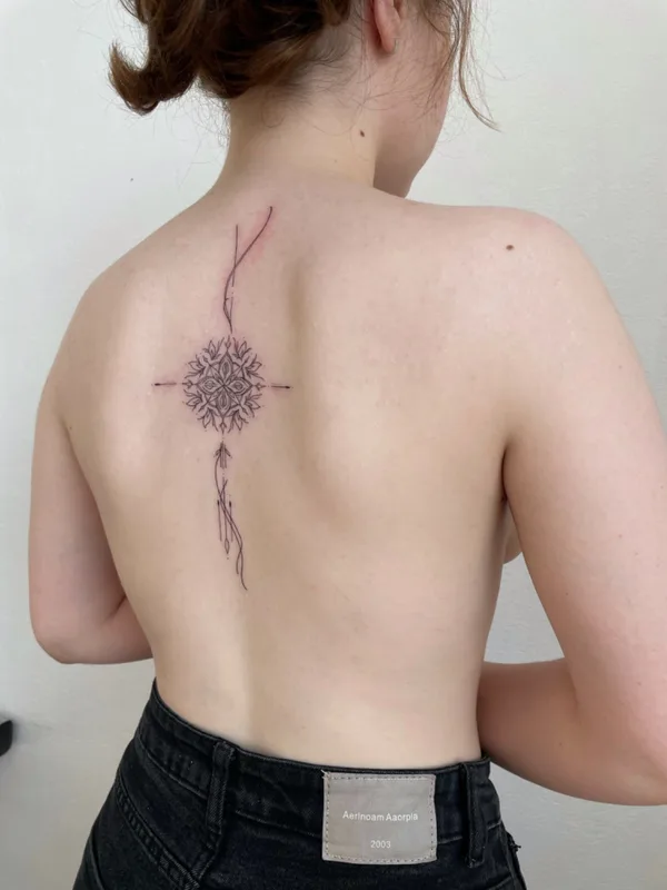 female black linework татуировка на upper back #59469 | Тату мастер Daria