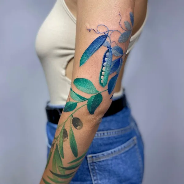 Author's Style tattoo by Даша Ебалотная in Moscow