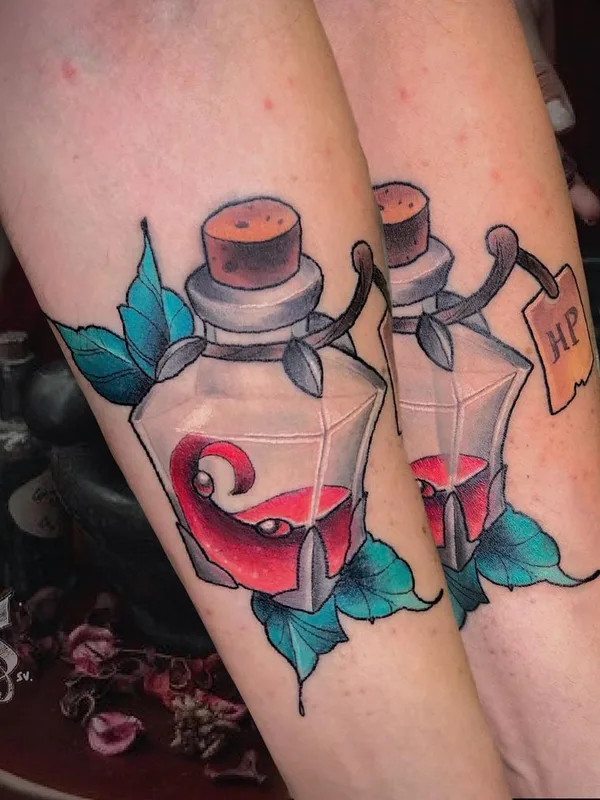 color illustrative tattoo auf forearm #43661 | Tätowierer Serenna Vortex