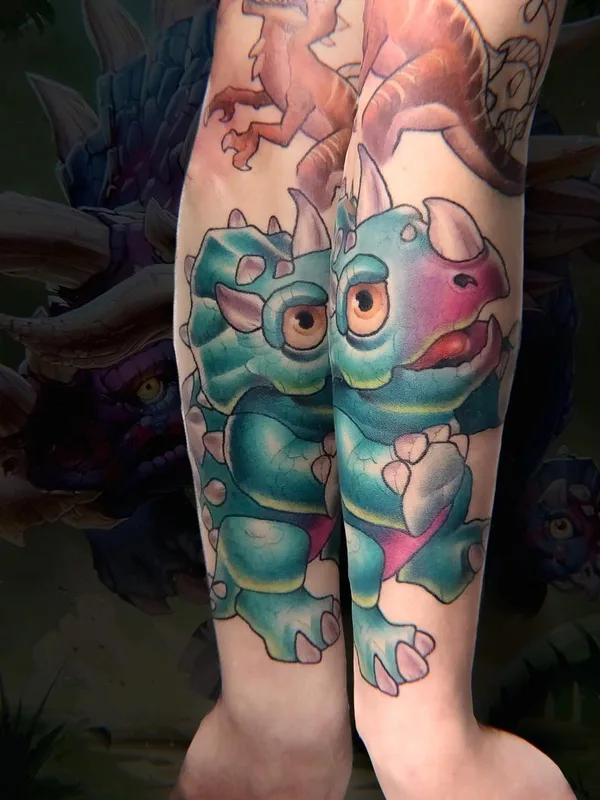 color illustrative tattoo auf forearm #43659 | Tätowierer Serenna Vortex