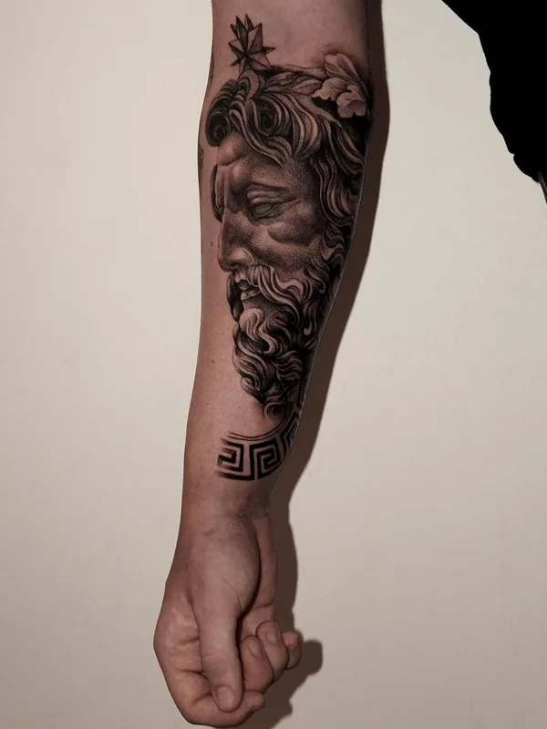 black and grey realism tatouage sur forearm #43690 | Artiste tatoueur Иван Невский