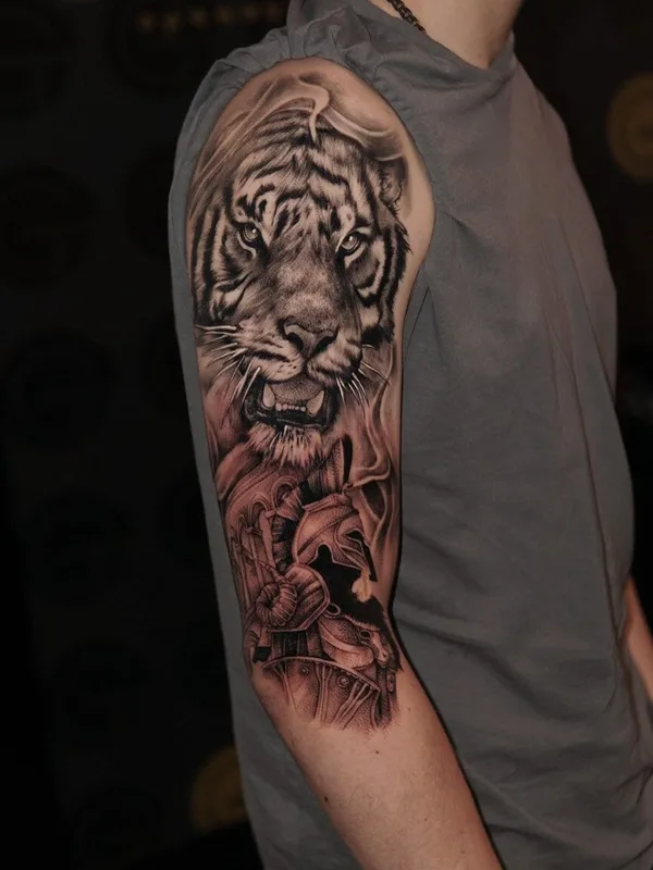 black and grey realism tatouage sur full sleeve #43684 | Artiste tatoueur Иван Невский
