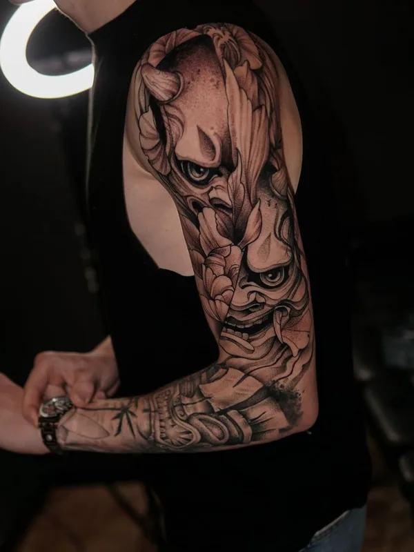 male black and grey japanese tatouage sur full sleeve #43683 | Artiste tatoueur Иван Невский