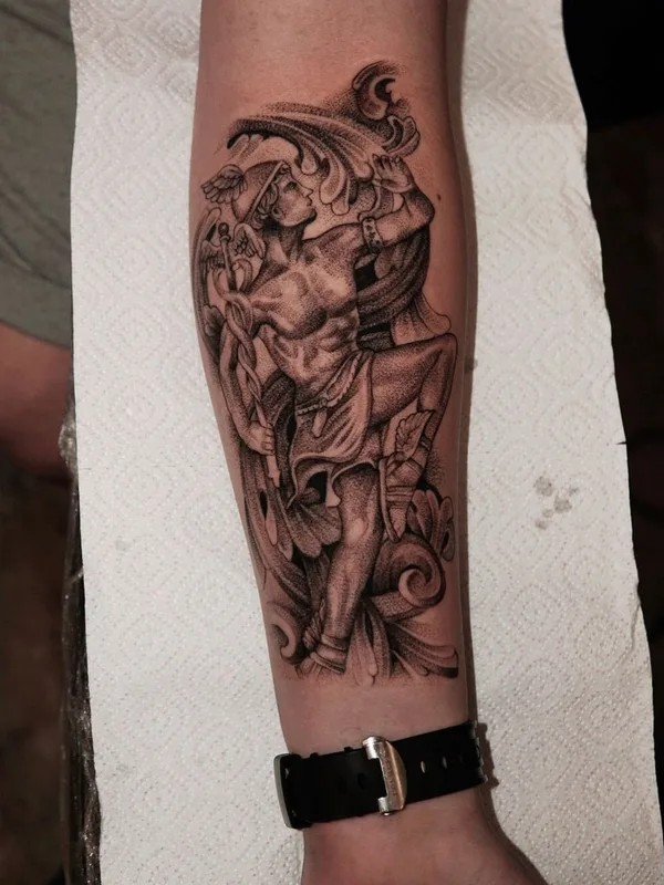 black and grey black and grey tatouage sur forearm #43687 | Artiste tatoueur Иван Невский