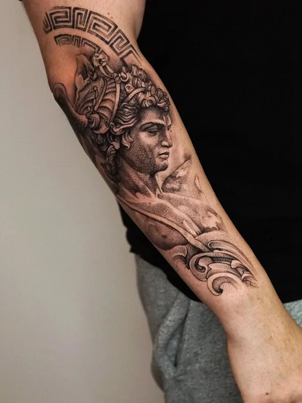 black and grey realism tatouage sur forearm #43694 | Artiste tatoueur Иван Невский