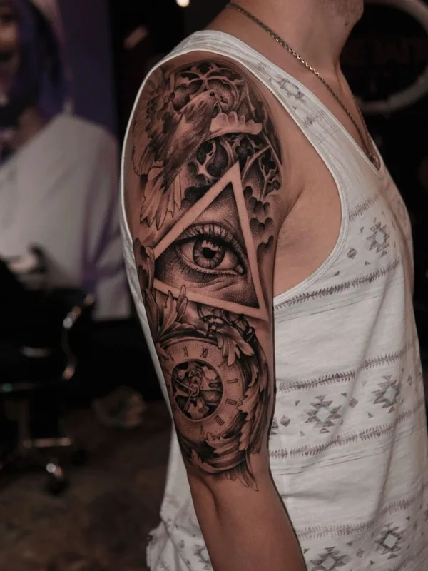 male black and grey black and grey tatouage sur upper arm #43682 | Artiste tatoueur Иван Невский