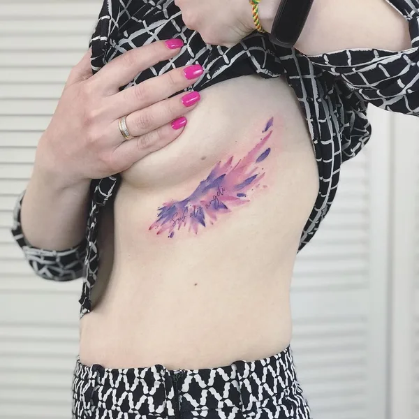Feminine tattoo by Сельма Нагель in Moscow