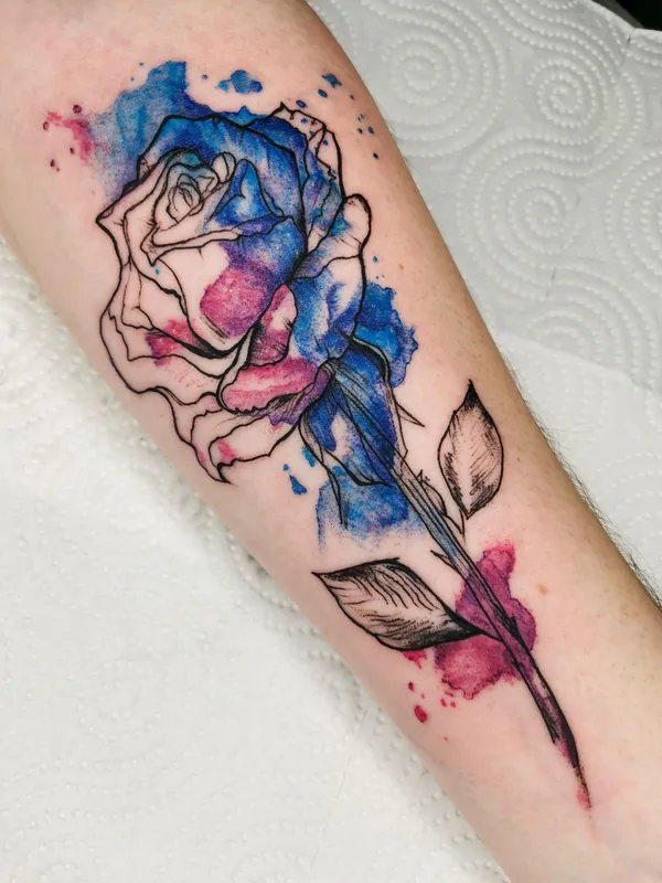 color watercolor tatuaje en forearm #59973 | Tatuador Алина Ашарчук