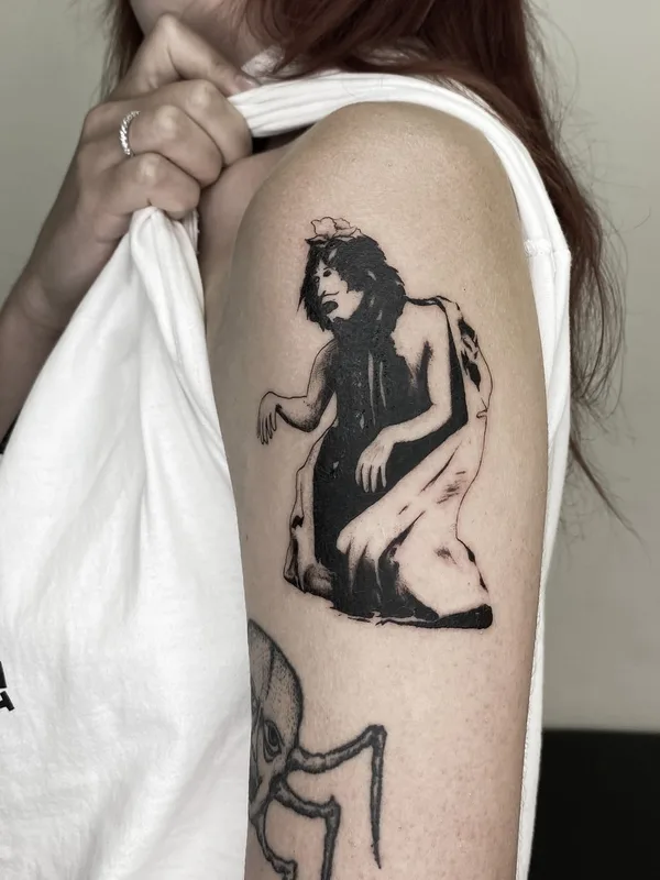 female black blackwork татуировка на upper arm #60018 | Тату мастер Handpokek