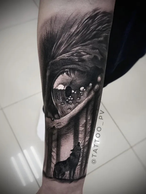 black and grey realism tatouage sur forearm #49869 | Artiste tatoueur Виктор Павлюченко