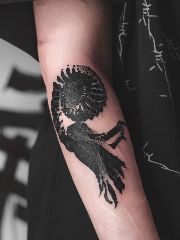 black blackwork татуировка на forearm #49950 | Тату мастер Слёзы Мамки