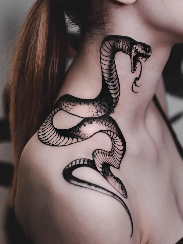 female black blackwork татуировка на neck #49951 | Тату мастер Слёзы Мамки
