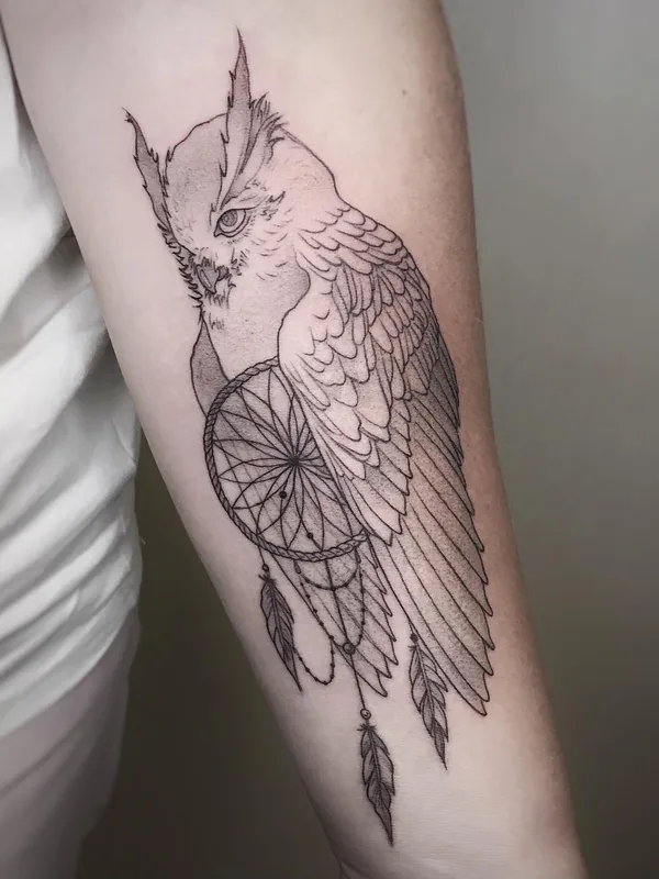 black and grey linework tatouage sur forearm #49970 | Artiste tatoueur Евгения Стрелецкая