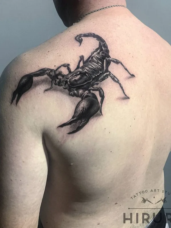 black and grey realism Tatuaggio su shoulder blade #49984 | Tatuatore Вероника Филюшова