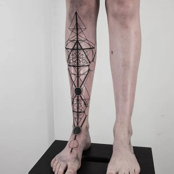 Dotwork tattoo by Maxime Plescia-Buchi in Zürich