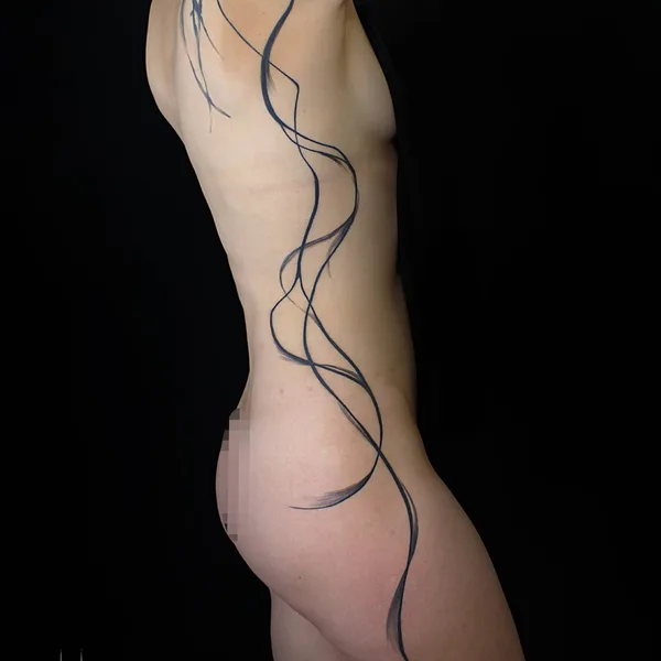 Abstract tattoo by Sanne Vaghi in Berlin