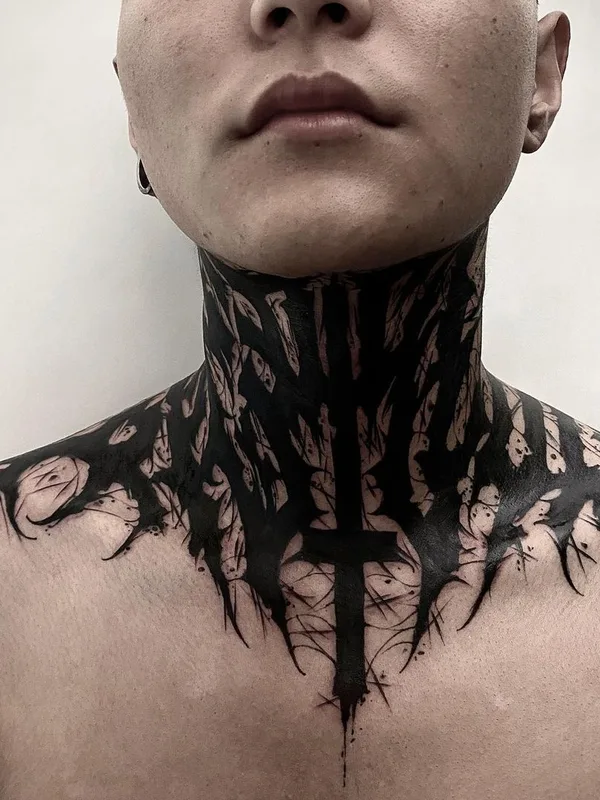 black blackwork tattoo auf neck #41133 | Tätowierer ink_ddd