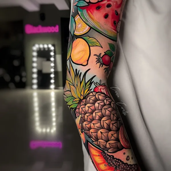 Нео традиционная tattoo by Lina Limbo in Москва