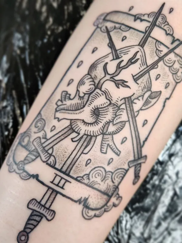 black and grey blackwork tatuaje en forearm #43939 | Tatuador Polly Heggenes