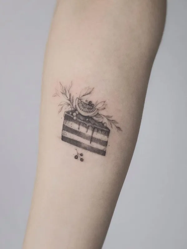 black and grey fineline tattoo auf forearm #43996 | Tätowierer Полина Тарасенко