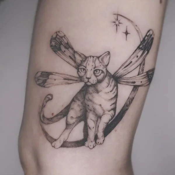 Graphic tattoo by Полина Тарасенко in Сургут