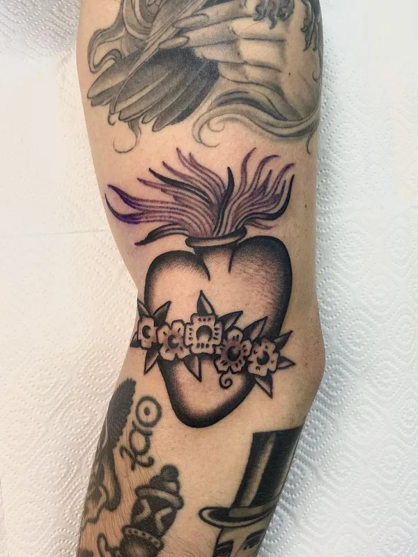 black and grey traditional татуировка на forearm #44010 | Тату мастер Victor RBL