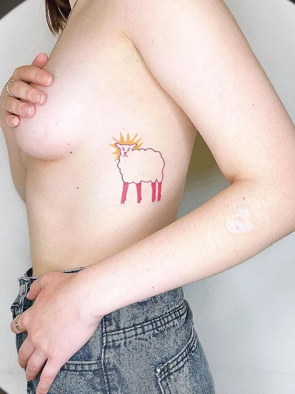 female color illustrative Tatuaggio su ribcage #44024 | Tatuatore Liniyami tattoo