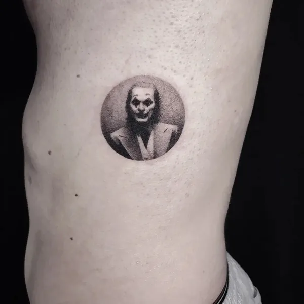 Minimalism tattoo by Ангелина Дормидонтова in Moscow