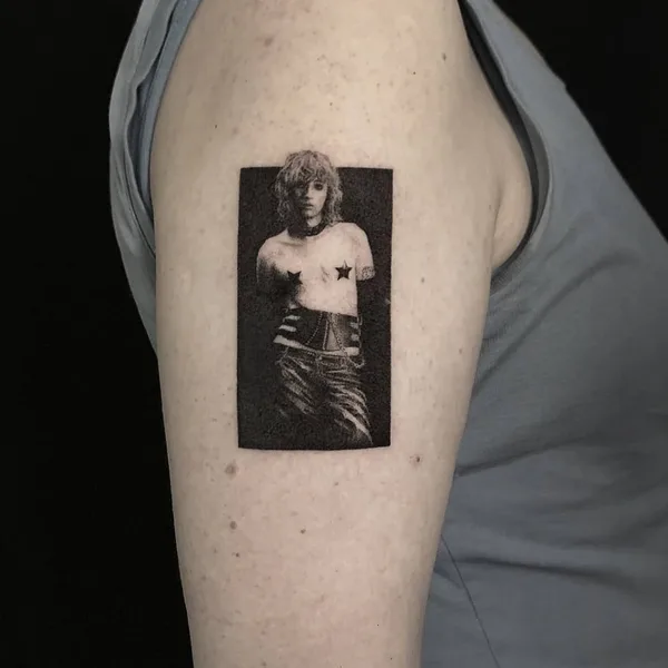 Minimalism tattoo by Ангелина Дормидонтова in Moscow