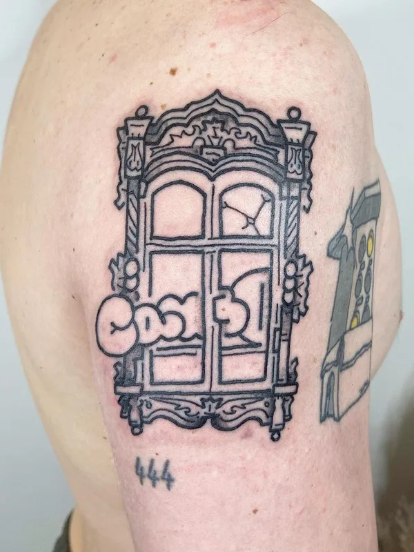 black linework татуировка на shoulder #44070 | Тату мастер Антон Сакво