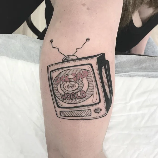 Graphic tattoo by Филипп Болвинов in Moscow