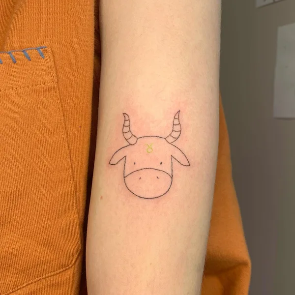 Minimalism tattoo by Лина in Новосибирск