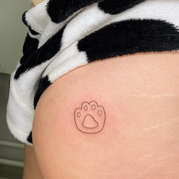 Minimalism tattoo by Лина in Новосибирск