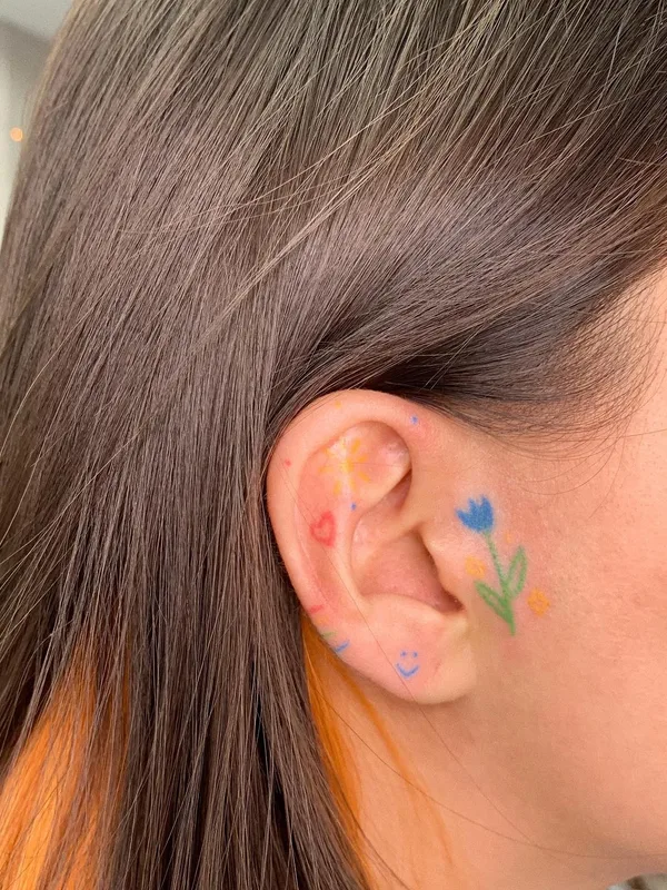 female color illustrative татуировка на behind ear #50046 | Тату мастер Лина