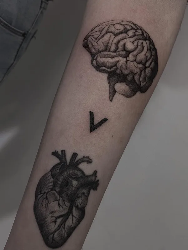 black and grey realism татуировка на forearm #50064 | Тату мастер Лиза Третинская