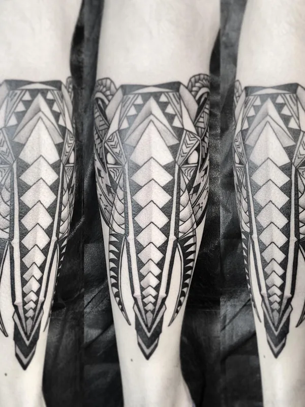 black and grey geometric татуировка на forearm #63908 | Тату мастер Андрей Кононов