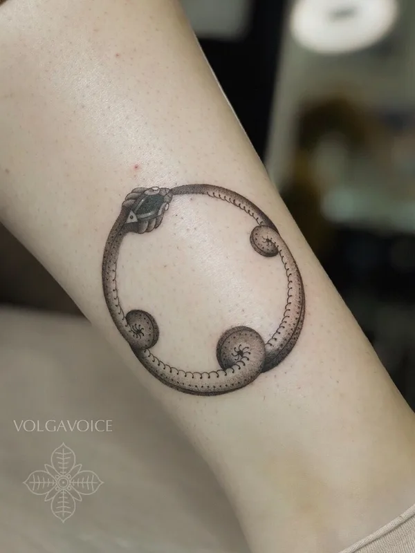 black and grey blackwork татуировка на calf #35424 | Тату мастер Egor Vavilov