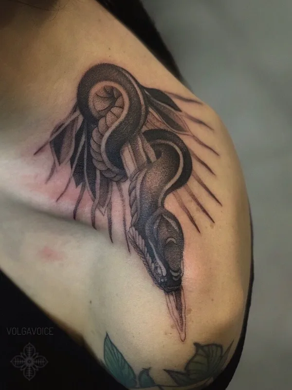 black and grey blackwork татуировка на shoulder #35427 | Тату мастер Egor Vavilov
