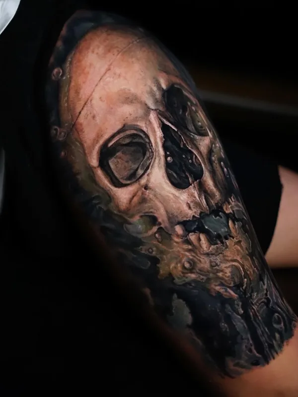 color realism tatuaje en upper arm #39441 | Tatuador Adrian Sanchez