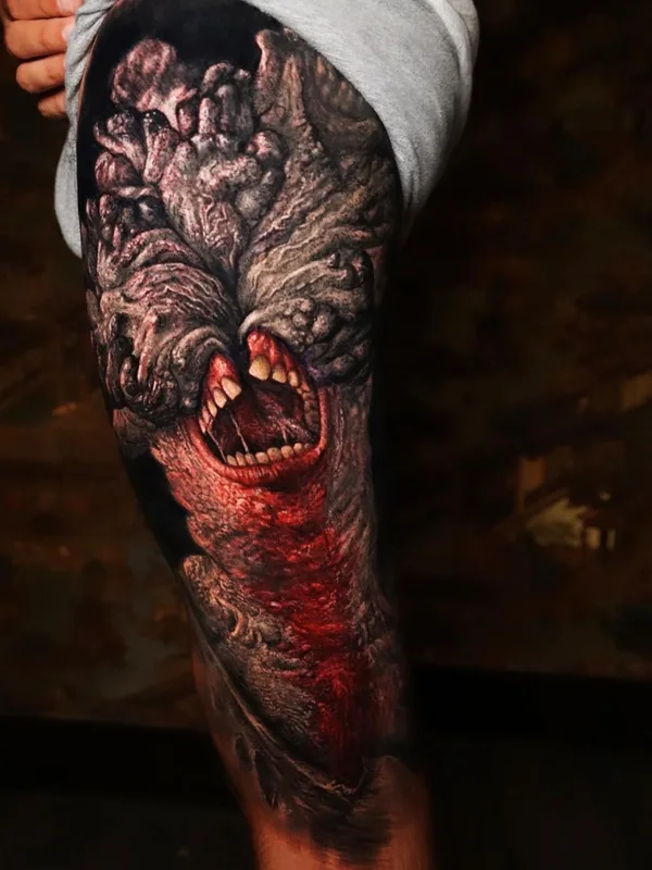 color realism tatuaje en thigh #39446 | Tatuador Adrian Sanchez
